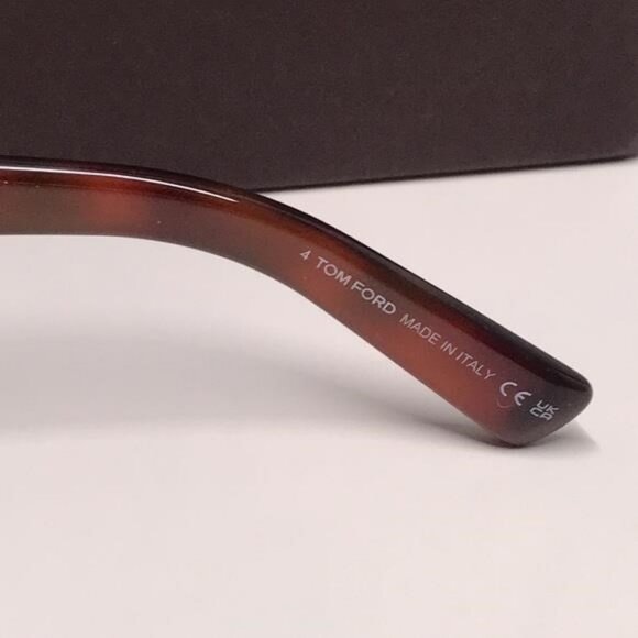 New Authentic Tom Ford Women's Gradient Brown Sunglasses TF1117 53p - Picture 3 of 12